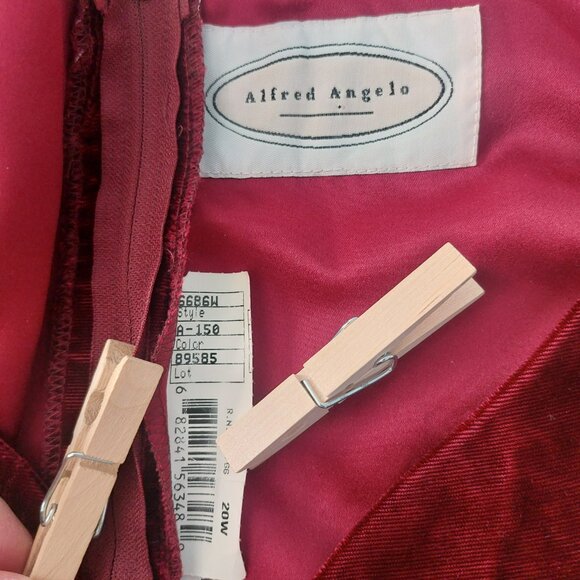 Alfred Angelo Red Velvet Satin Gown Size 20W Formal Romantic Holiday Dress - Picture 9 of 15